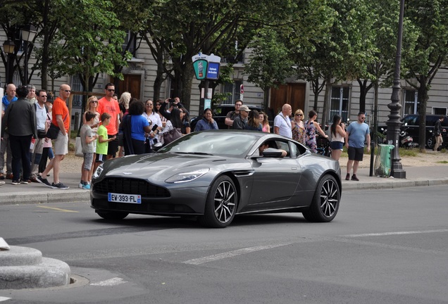 Aston Martin DB11