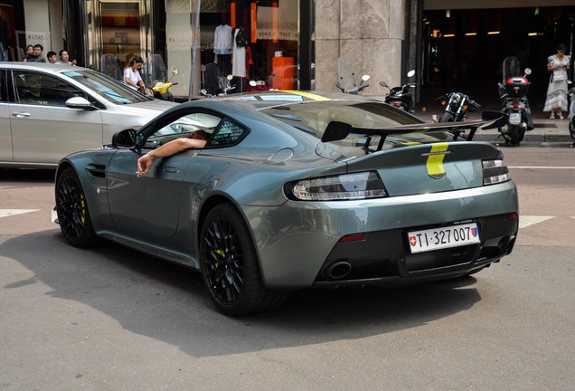 Aston Martin V12 Vantage S AMR