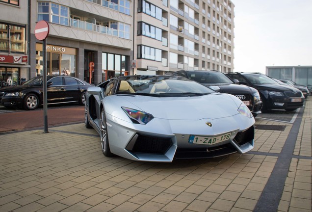 Lamborghini Aventador LP700-4 Roadster