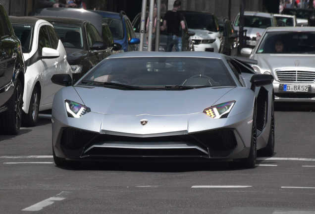 Lamborghini Aventador LP750-4 SuperVeloce