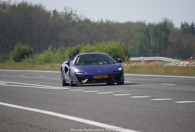 McLaren 570S