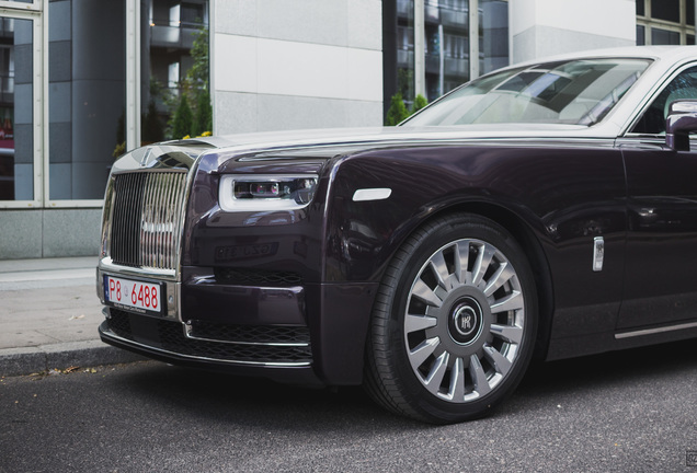 Rolls-Royce Phantom VIII EWB