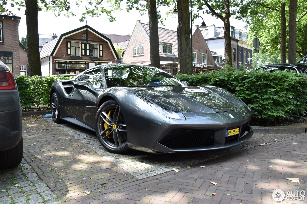 Ferrari 488 Spider