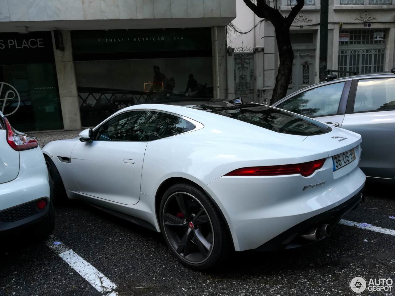 Jaguar F-TYPE R Coupé