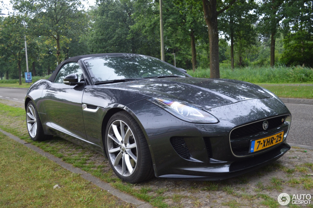 Jaguar F-TYPE S Convertible