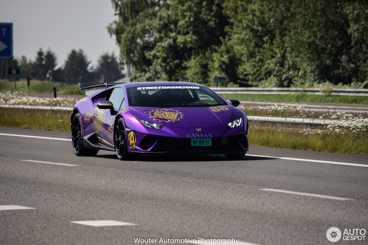 Lamborghini Huracán LP640-4 Performante