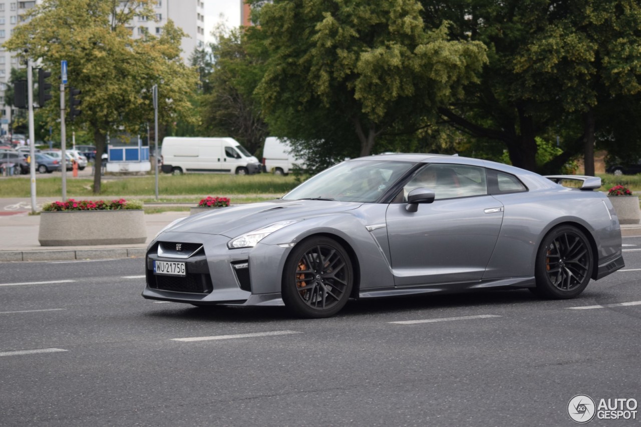 Nissan GT-R 2017