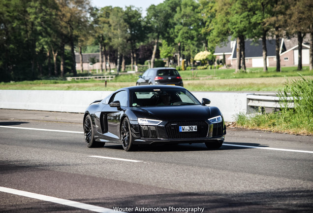 Audi R8 V10 Plus 2015