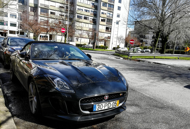 Jaguar F-TYPE S Convertible