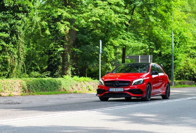 Mercedes-AMG A 45 W176 2015