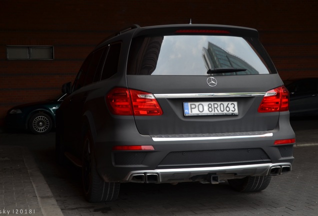 Mercedes-Benz GL 63 AMG X166