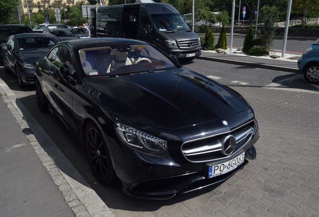 Mercedes-Benz S 63 AMG Coupé C217