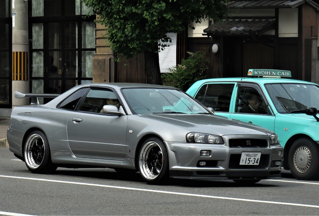 Nissan Skyline R34 GT-R V-Spec