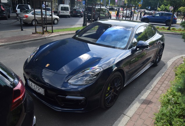 Porsche 971 Panamera Turbo S E-Hybrid