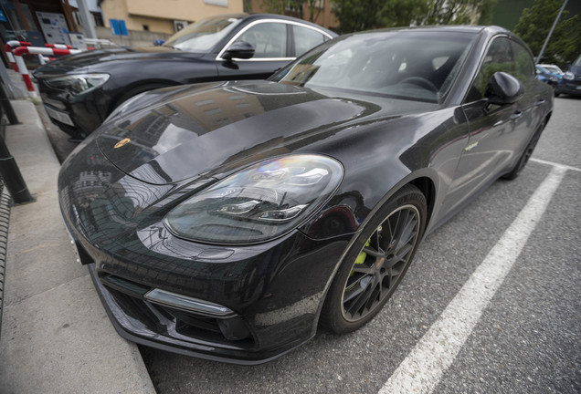 Porsche 971 Panamera Turbo S E-Hybrid Sport Turismo