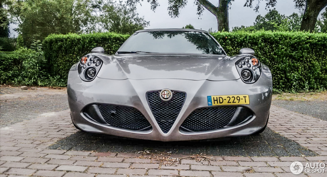 Alfa Romeo 4C Coupé