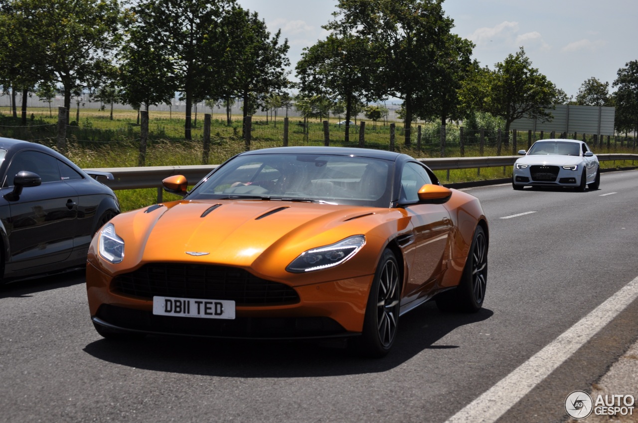 Aston Martin DB11