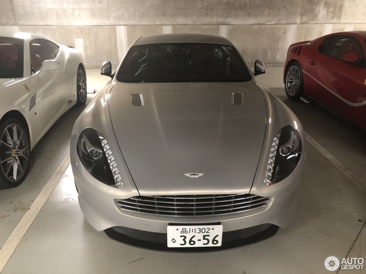 Aston Martin DB9 2013