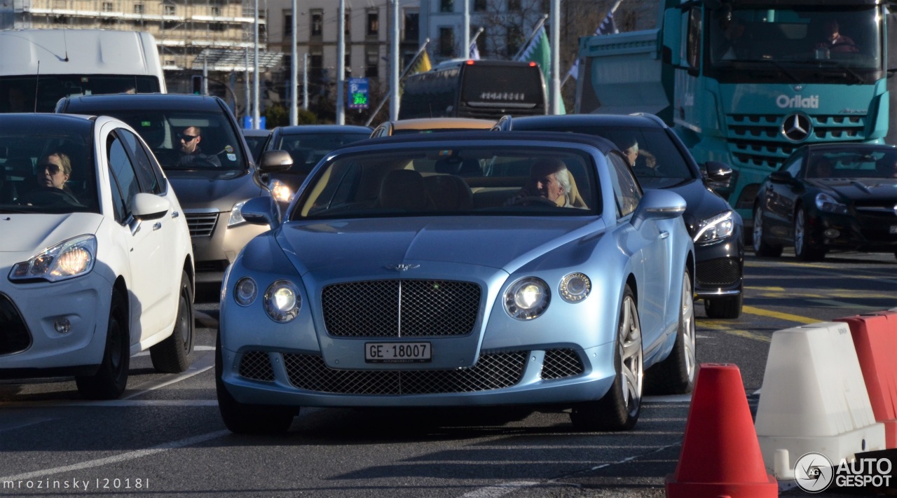 Bentley Continental GTC 2012