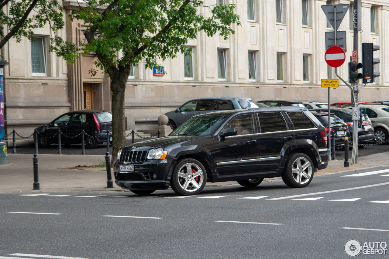 Jeep Grand Cherokee SRT-8 2005