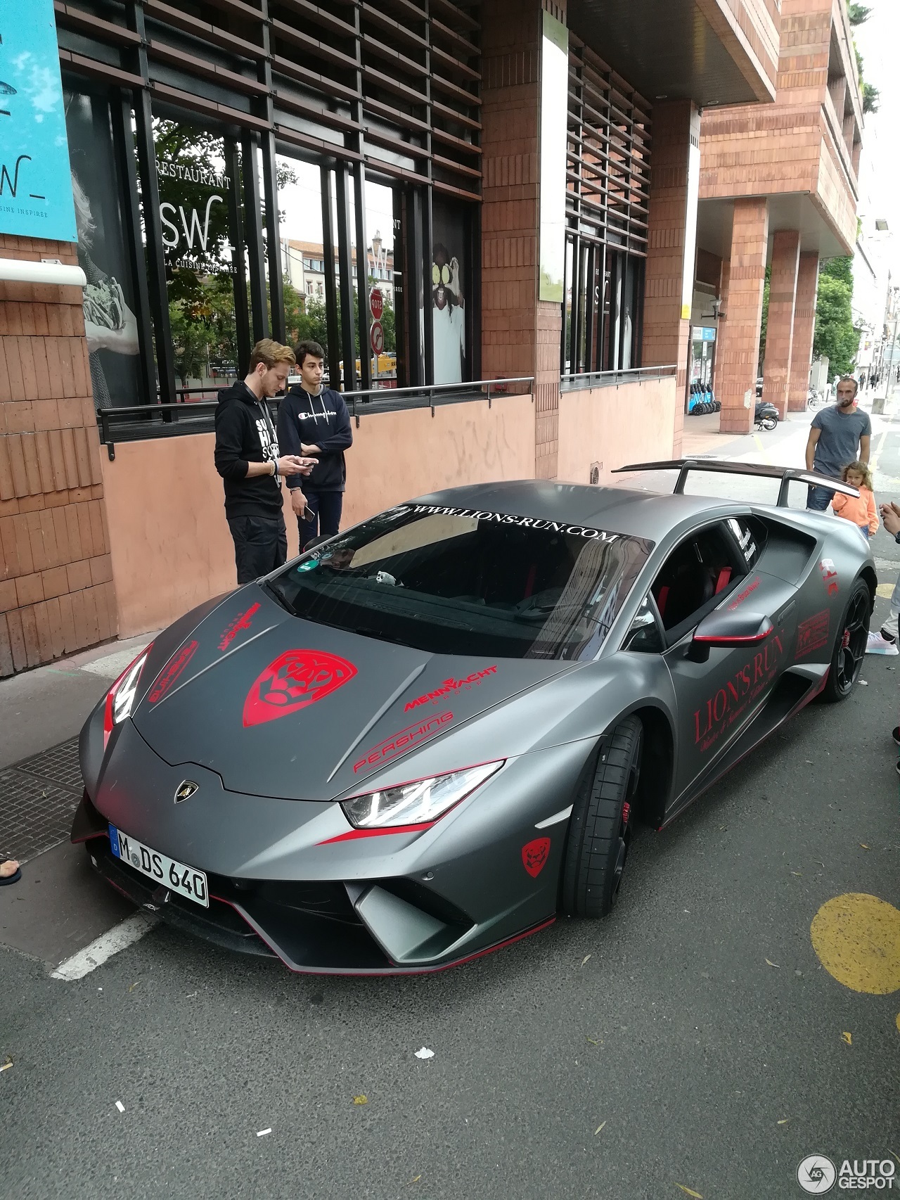 Lamborghini Huracán LP640-4 Performante