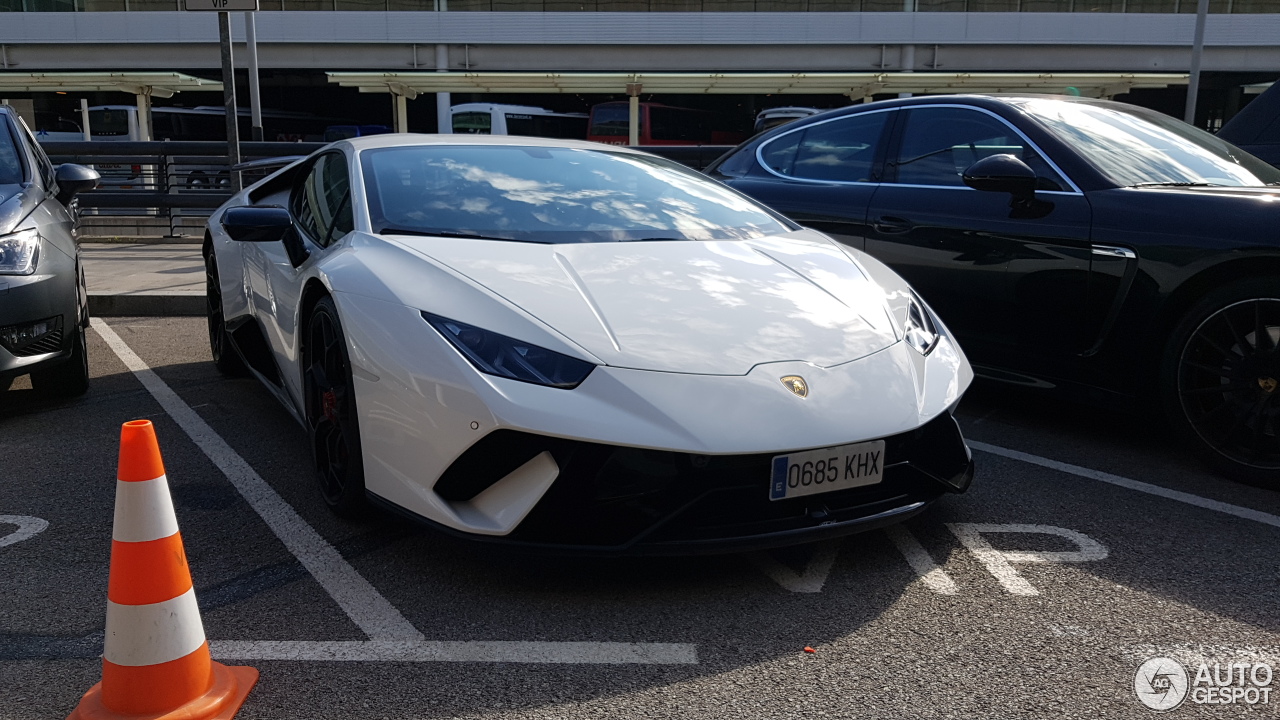 Lamborghini Huracán LP640-4 Performante