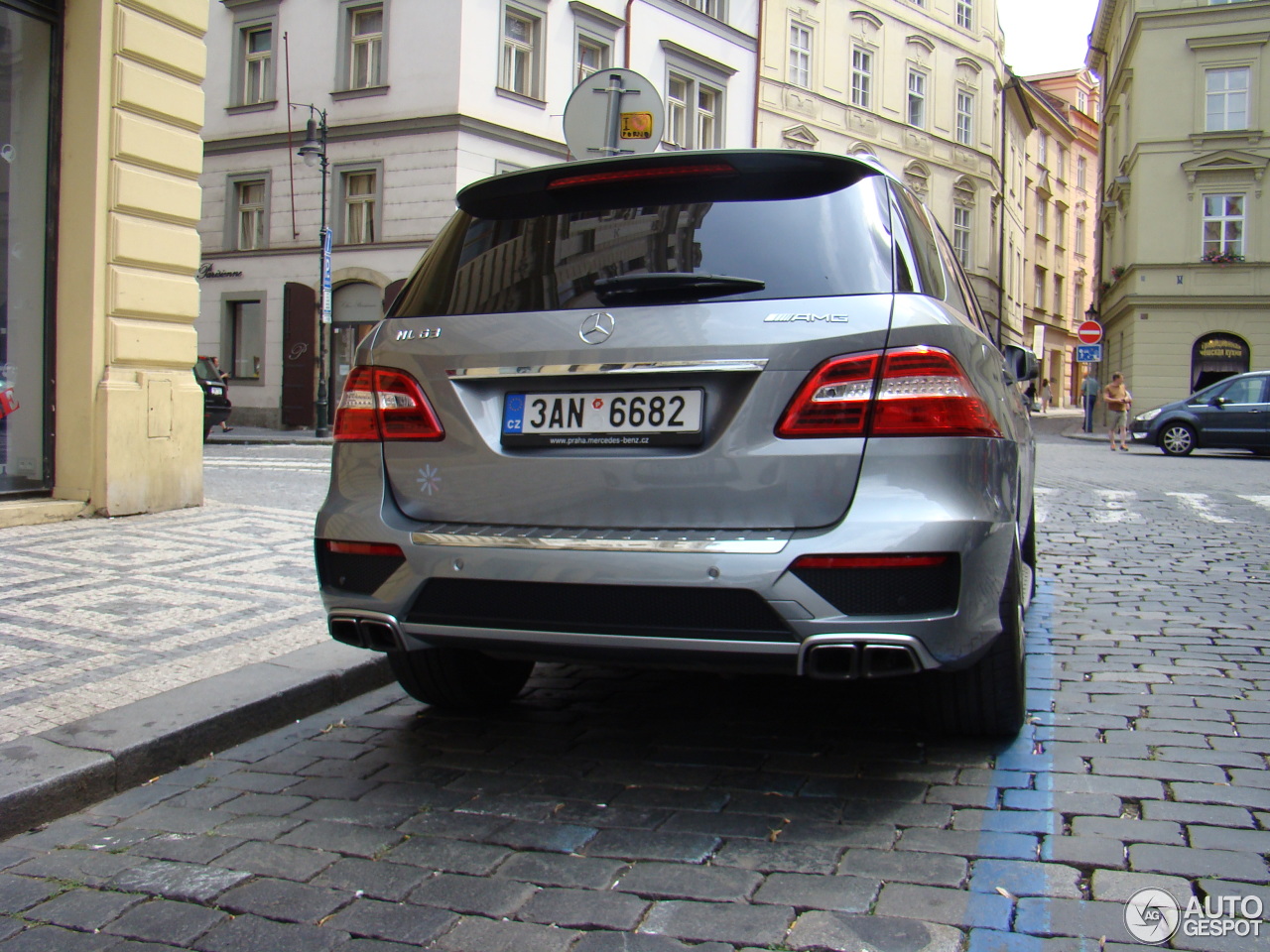 Mercedes-Benz ML 63 AMG W166