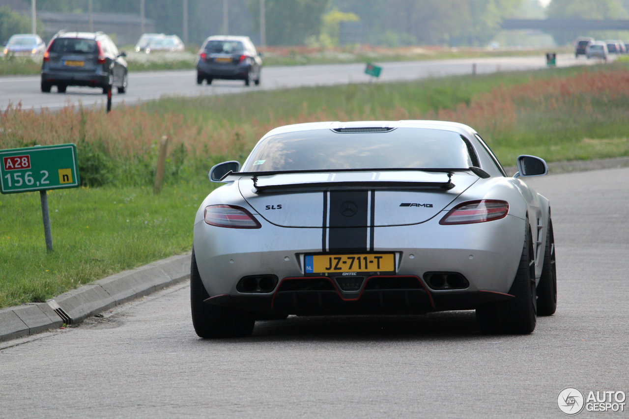 Mercedes-Benz Renntech SLS AMG