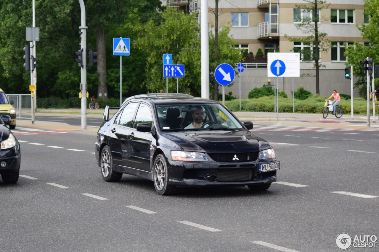 Mitsubishi Lancer Evolution IX