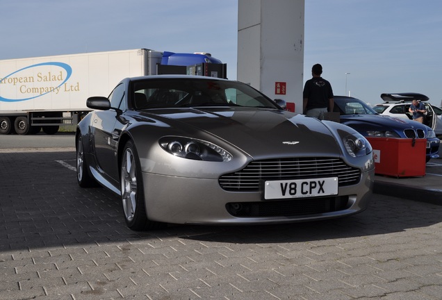 Aston Martin V8 Vantage