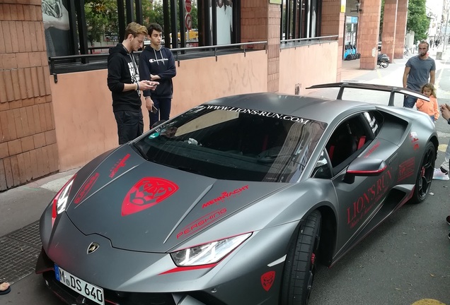 Lamborghini Huracán LP640-4 Performante