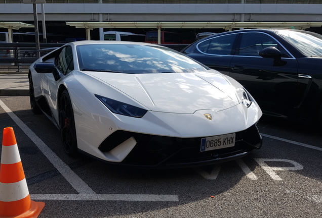 Lamborghini Huracán LP640-4 Performante