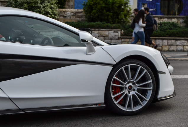 McLaren 570S