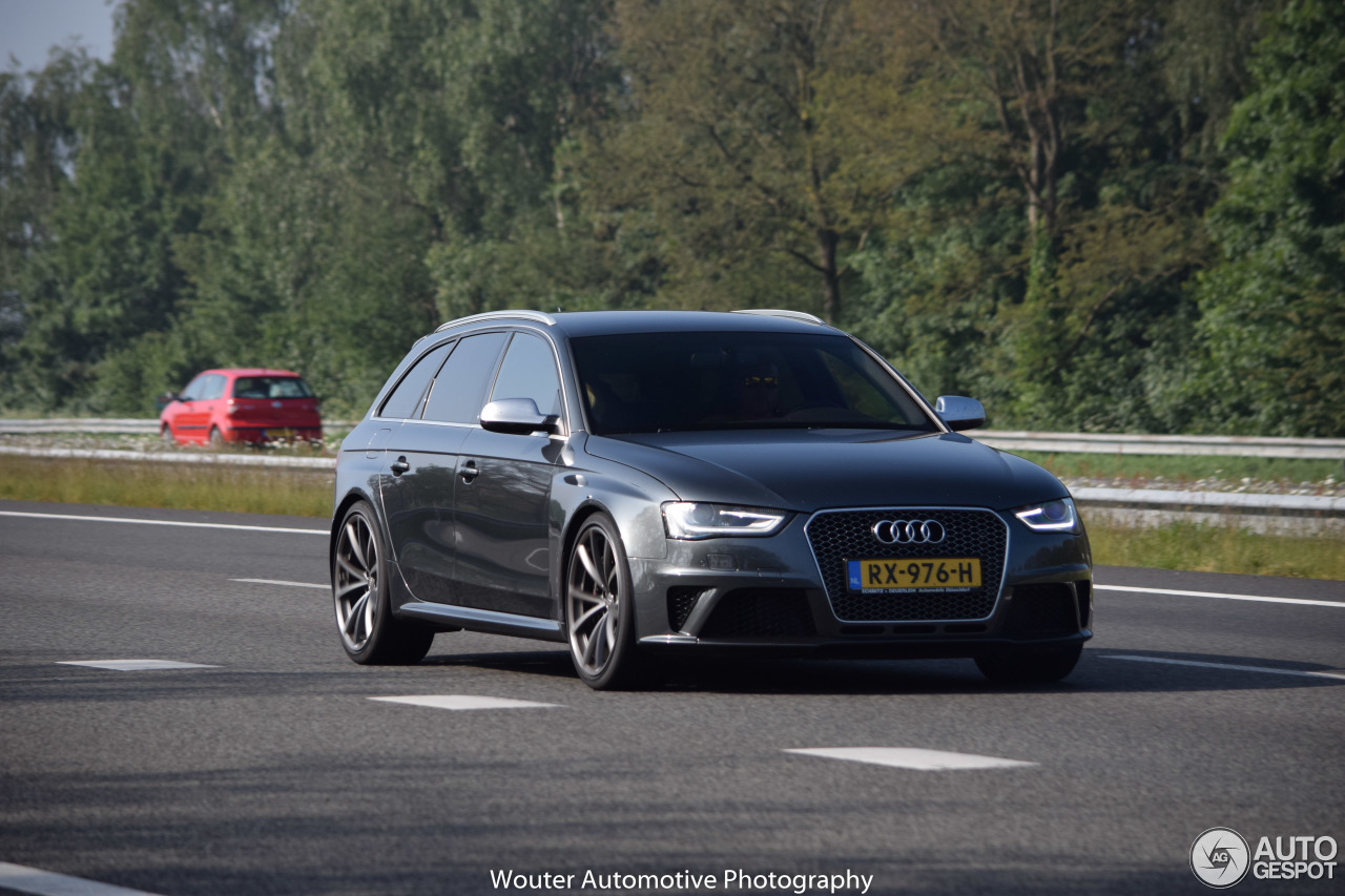 Audi RS4 Avant B8