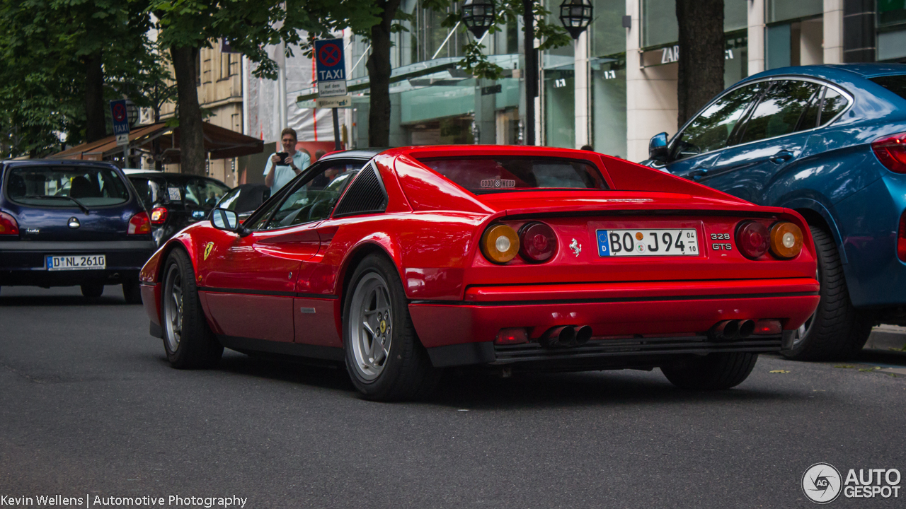 Ferrari 328 GTS