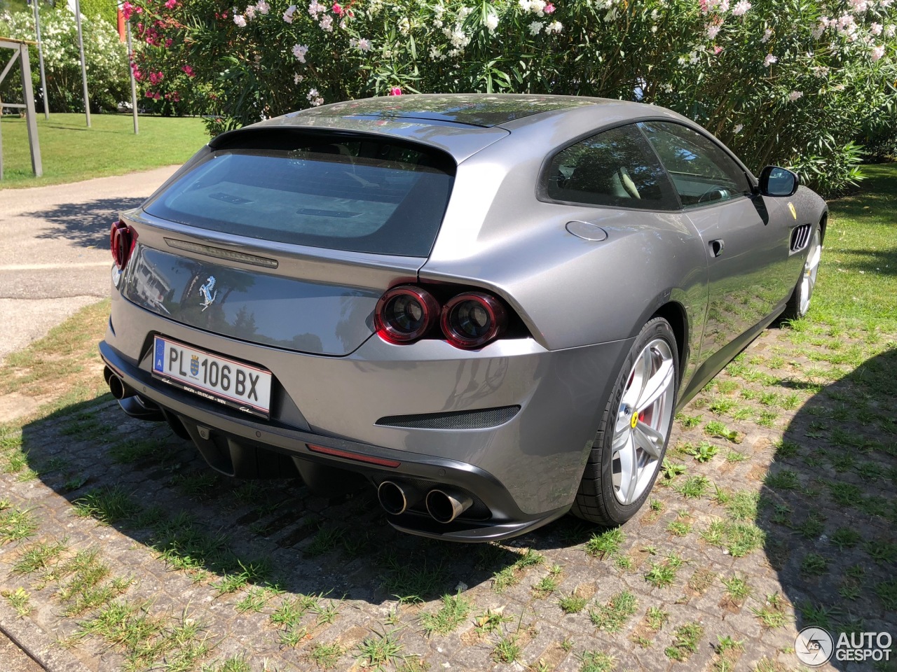 Ferrari GTC4Lusso