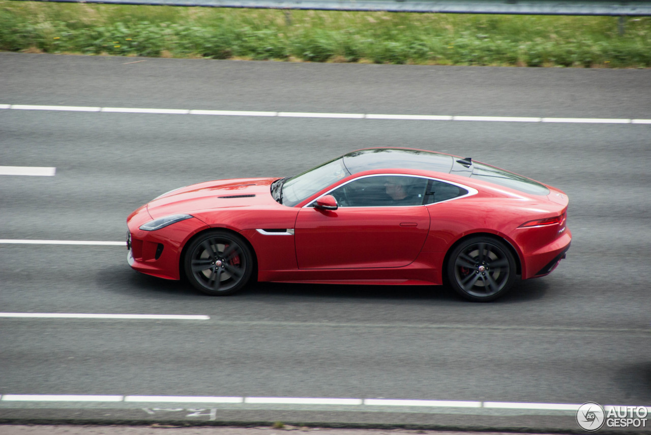 Jaguar F-TYPE S Coupé British Design Edition