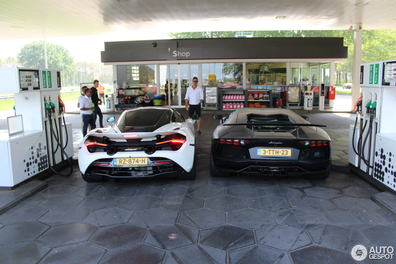 Lamborghini Aventador LP700-4