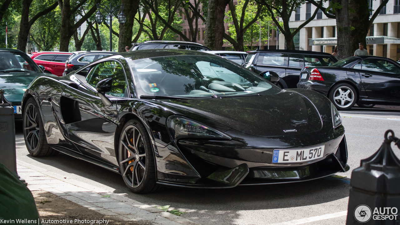 McLaren 570S