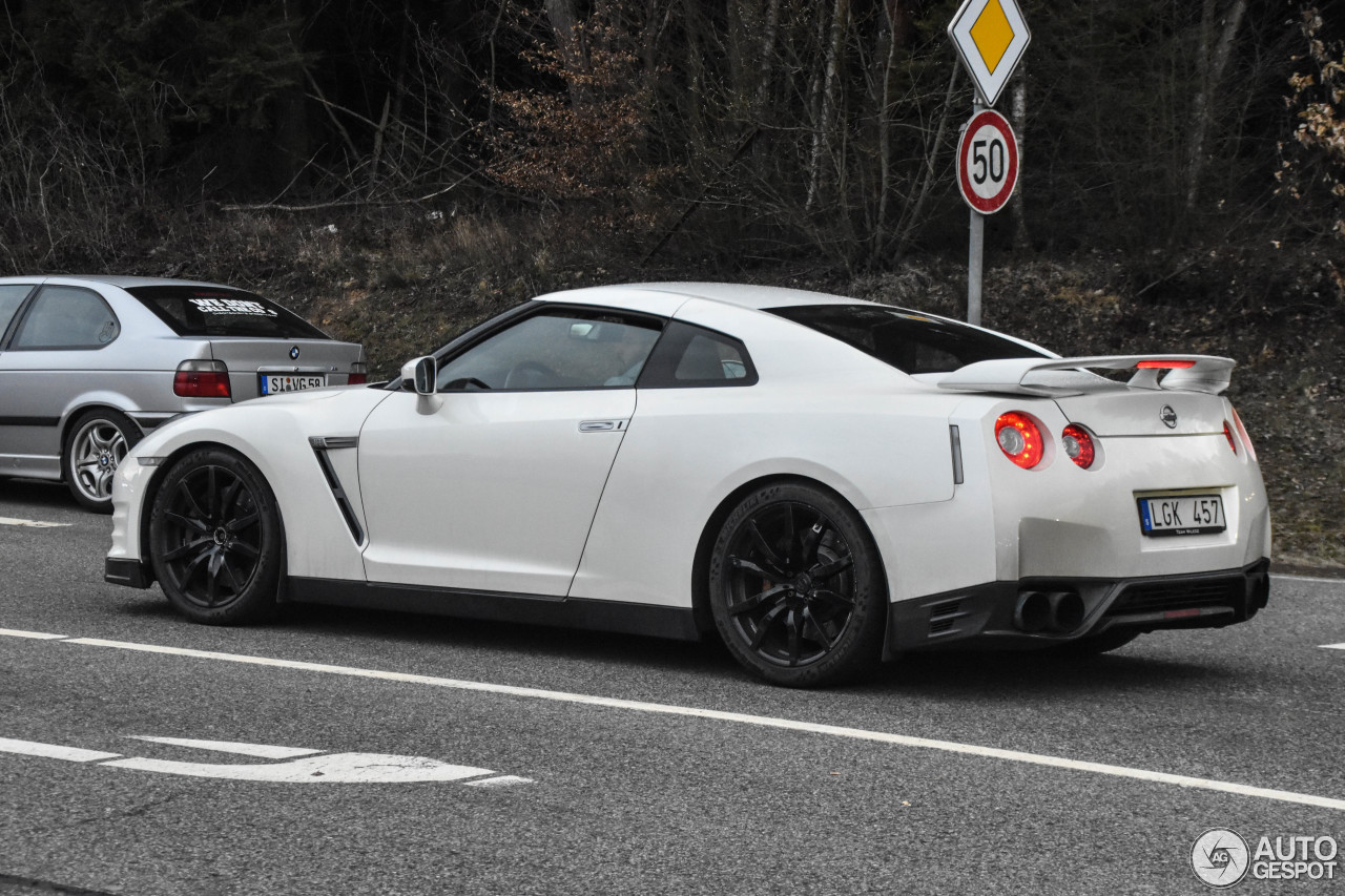 Nissan GT-R 2013