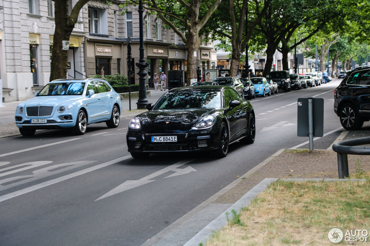 Porsche 971 Panamera Turbo S E-Hybrid