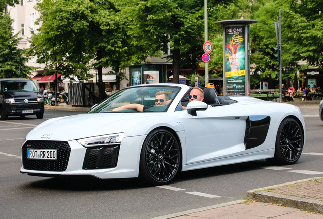 Audi R8 V10 Spyder 2016