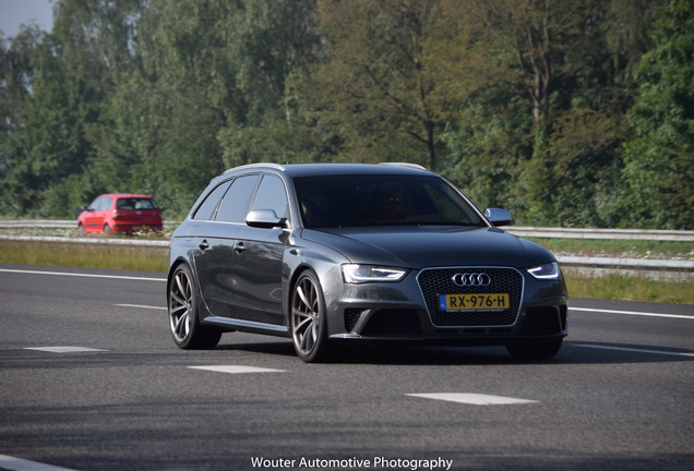 Audi RS4 Avant B8