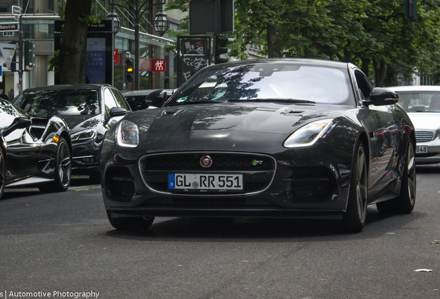 Jaguar F-TYPE R Coupé 2017