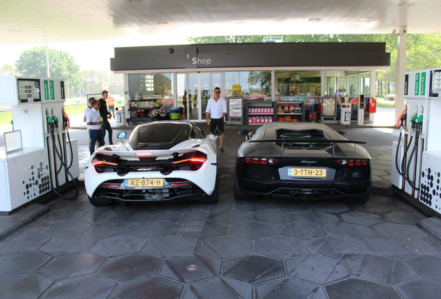 Lamborghini Aventador LP700-4