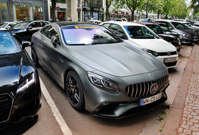 Mercedes-AMG S 63 Coupé C217 2018 Yellow Night Edition