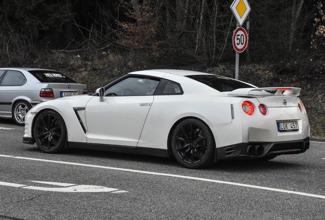 Nissan GT-R 2013