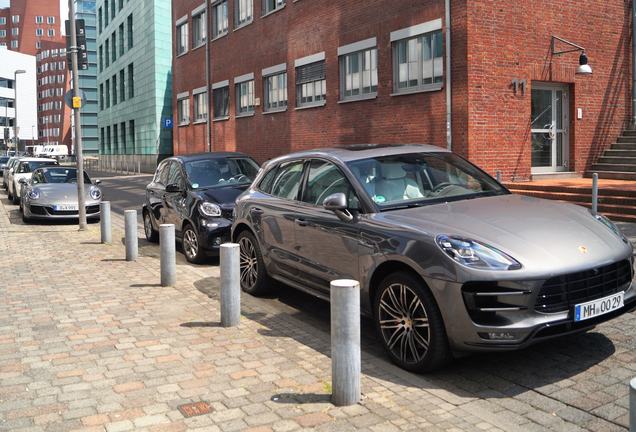 Porsche 95B Macan Turbo MkI