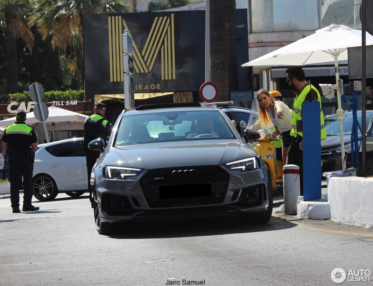 Audi RS4 Avant B9