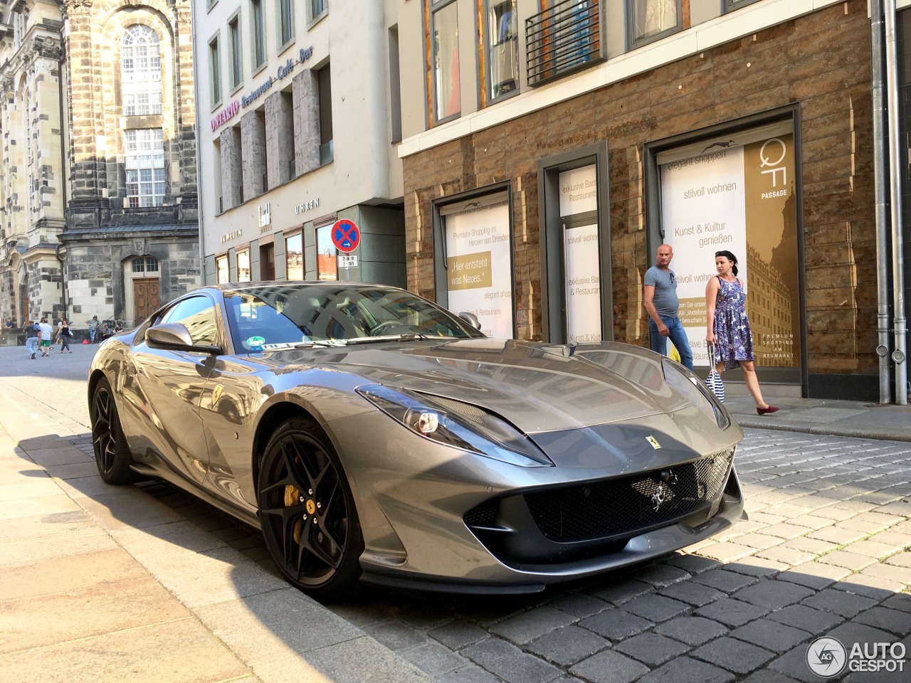 Ferrari 812 Superfast